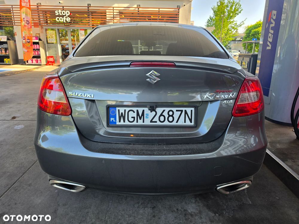 Suzuki Kizashi - 15