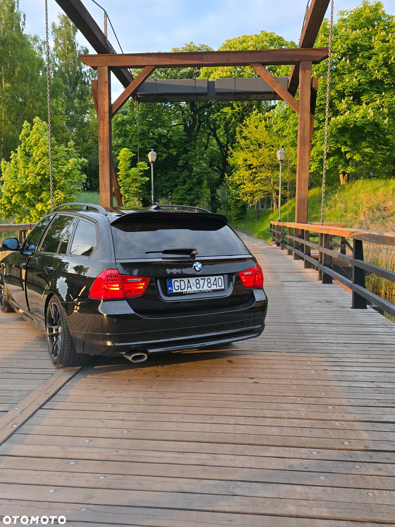 BMW Seria 3 320d DPF Touring - 10