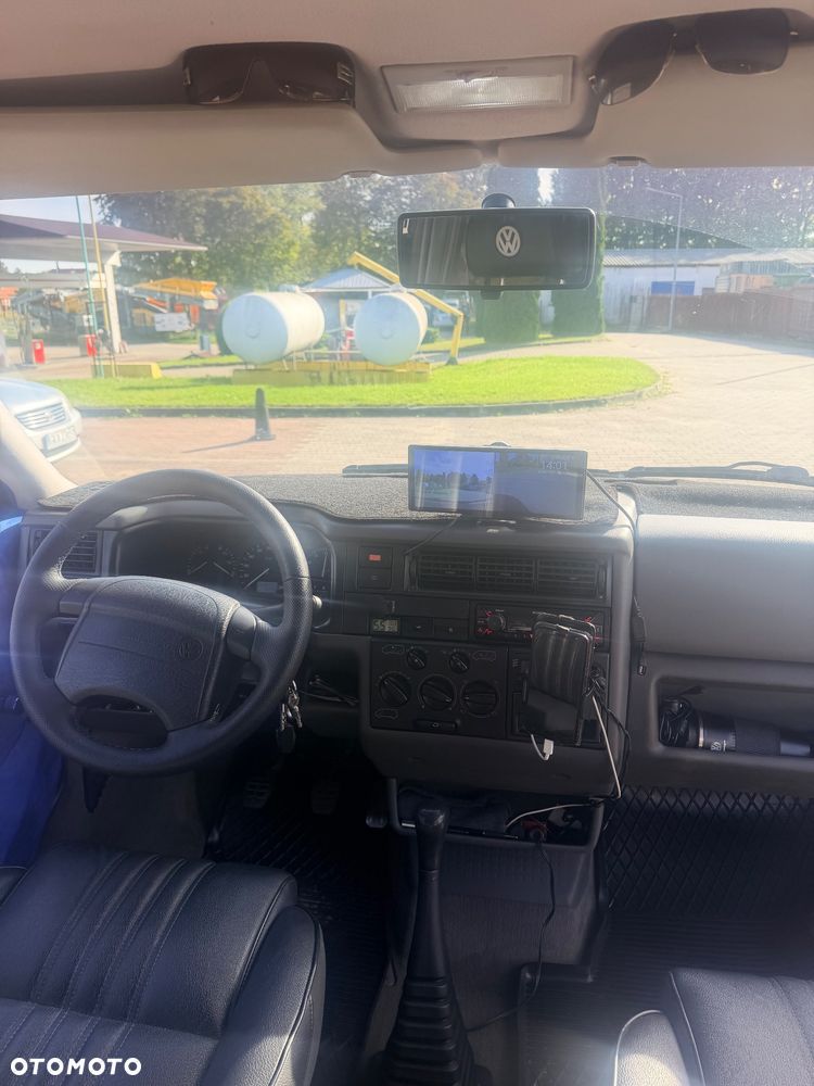 Volkswagen Multivan Standard - 10