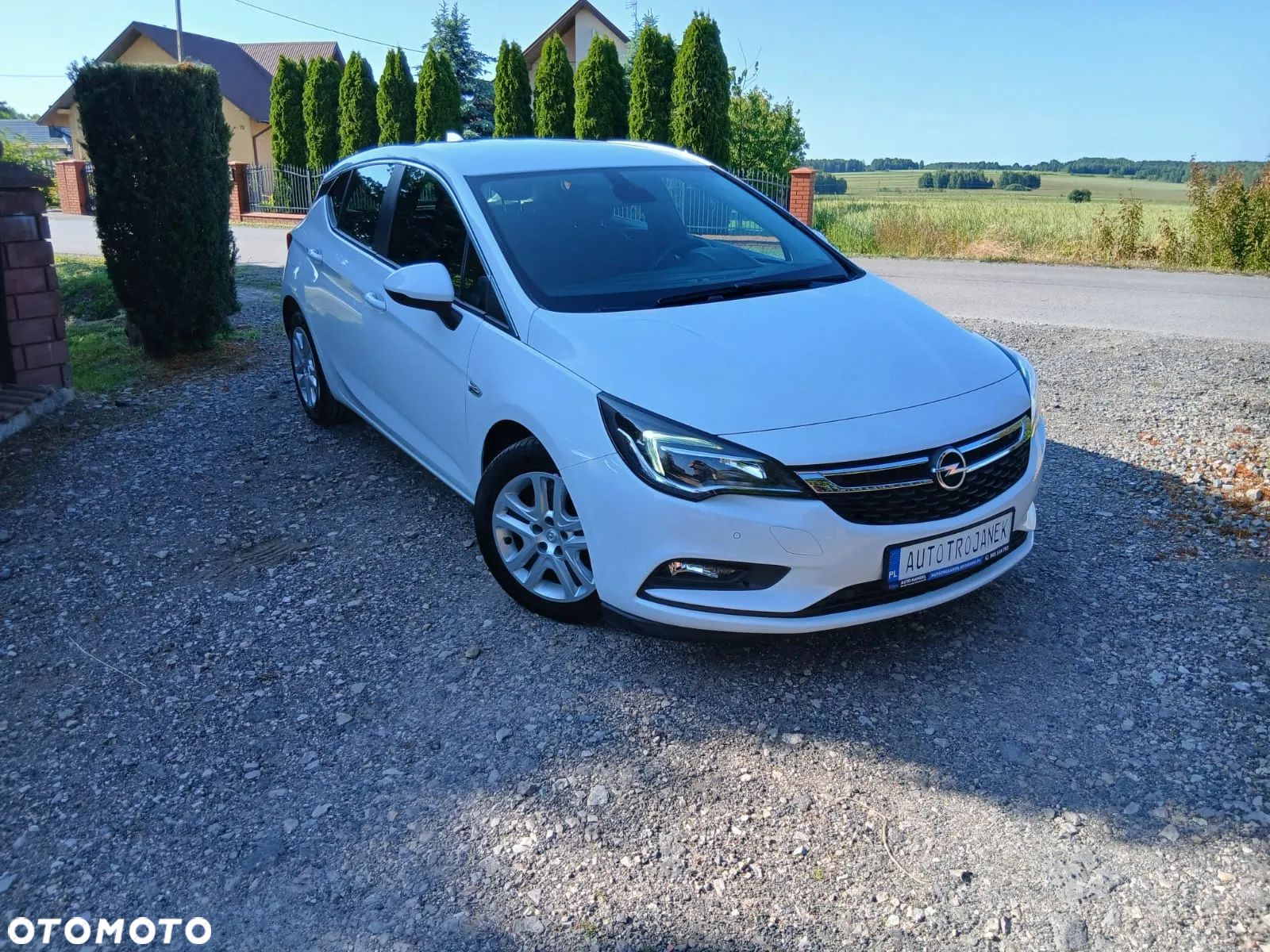 Opel Astra 1.6 D (CDTI) Edition - 1