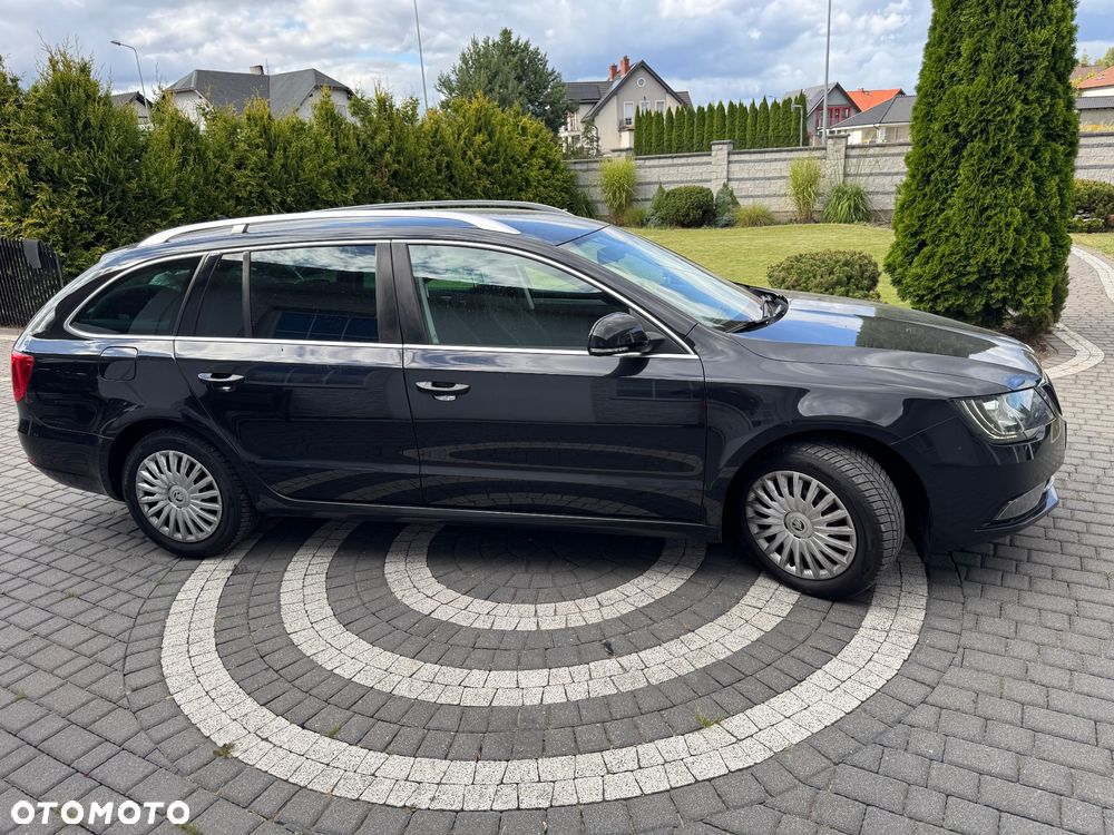 Skoda Superb Combi 2.0 TDI Ambition - 8