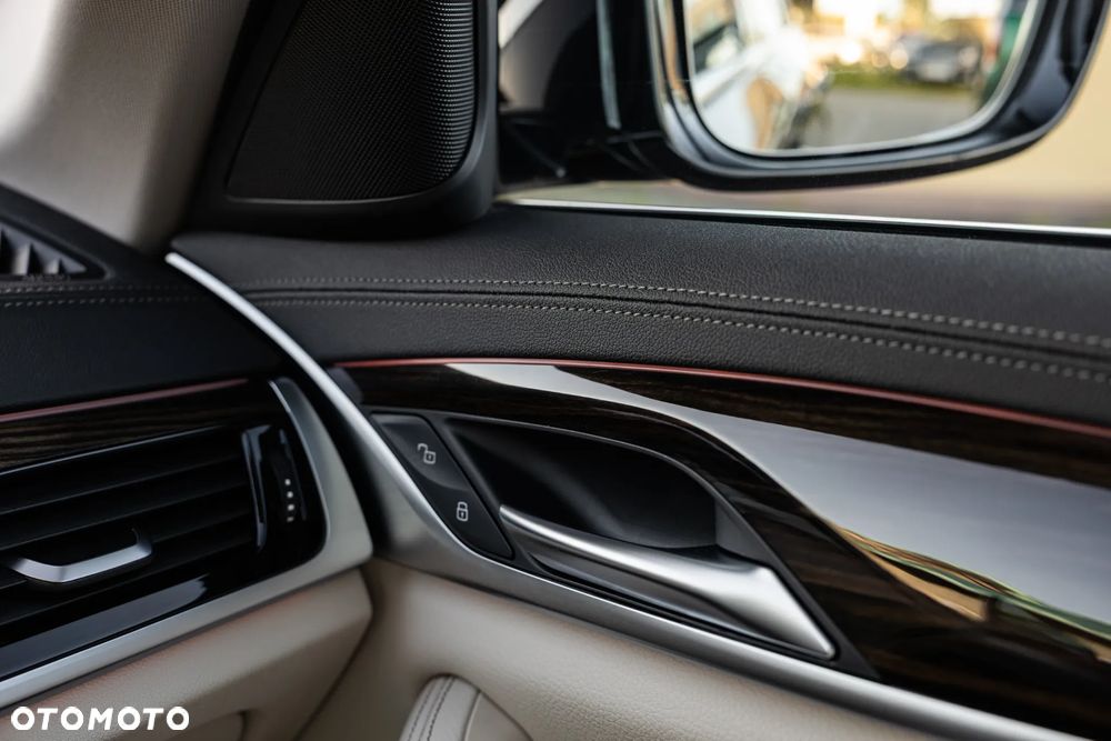 BMW Seria 5 518d mHEV Luxury Line - 24