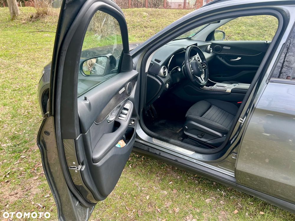 Mercedes-Benz GLC 220 d 4Matic 9G-TRONIC - 9