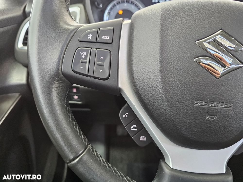 Suzuki S-Cross 1.4 Boosterjet AllGrip MHEV Luxus - 14