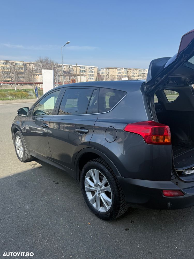 Toyota RAV4 2.2 D-4CAT 4WD Aut Executive - 6