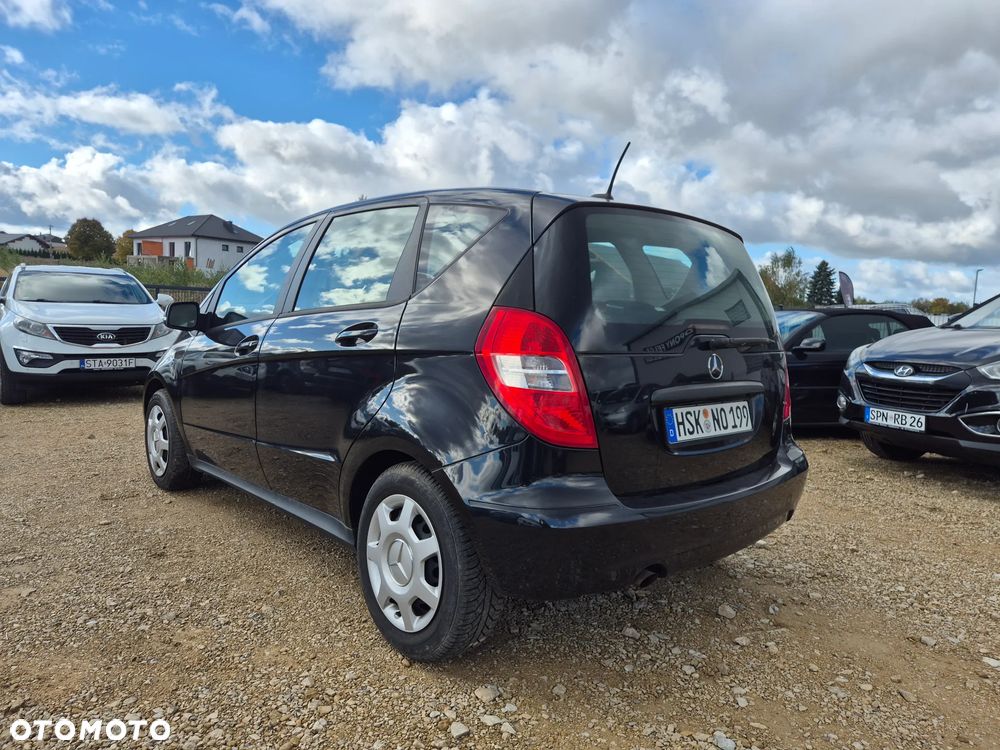 Mercedes-Benz Klasa A 150 BlueEFFICIENCY Elegance - 4