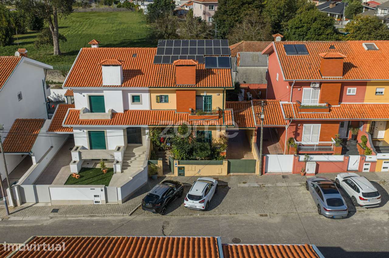 Moradia T3 em Vila Nova de Gaia - Grande imagem: 2/33