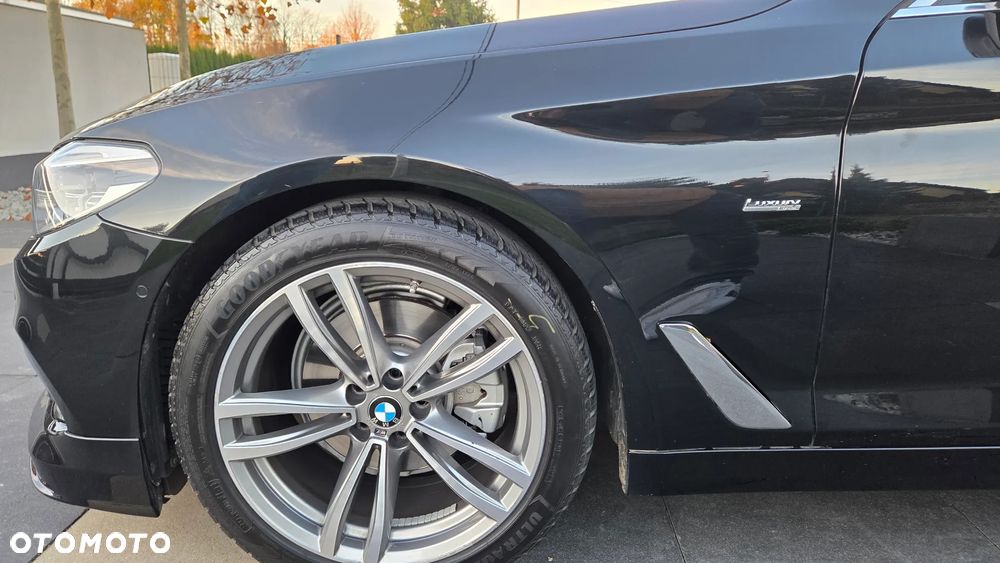 BMW Seria 5 520d Luxury Line sport - 10