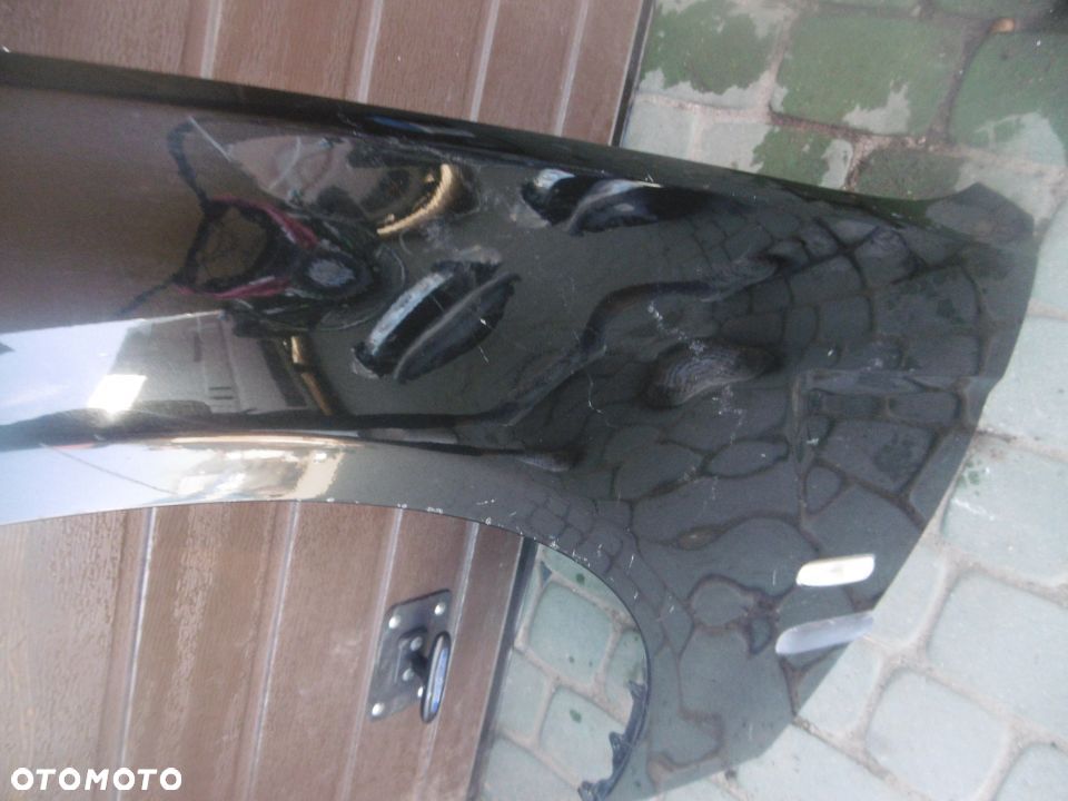 Błotnik lewy BMW E46 COMPACT SCHWARTZ METALIC - 2