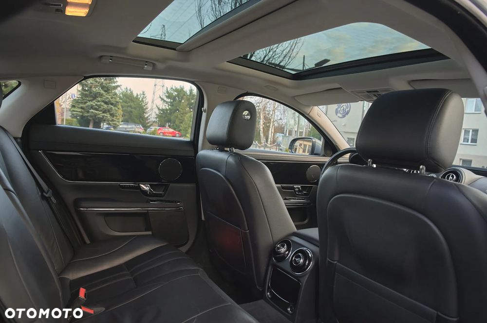 Jaguar XJ 3.0 V6 S Premium Luxury - 27