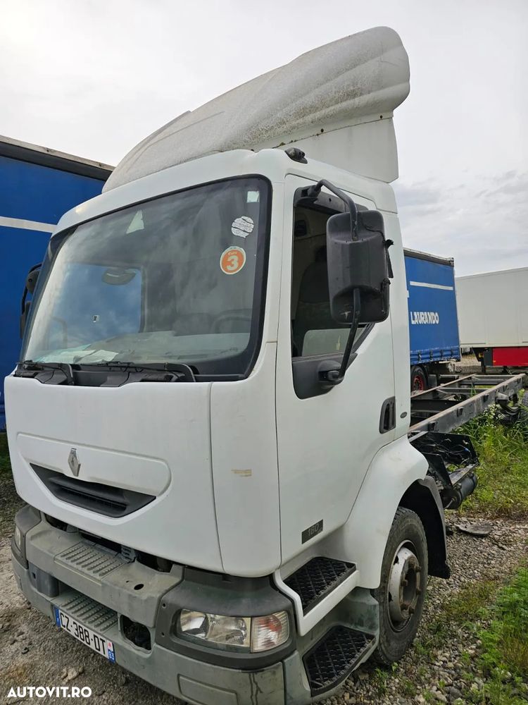 Dezmembram Renault Midlum 180dci - 3
