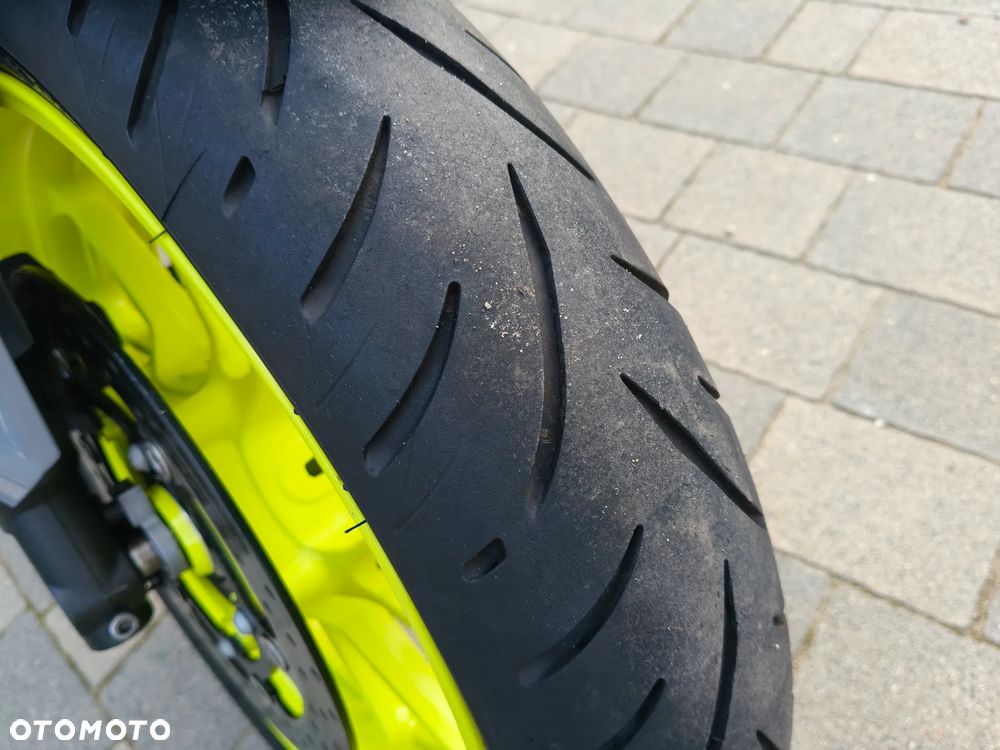 Yamaha MT - 17