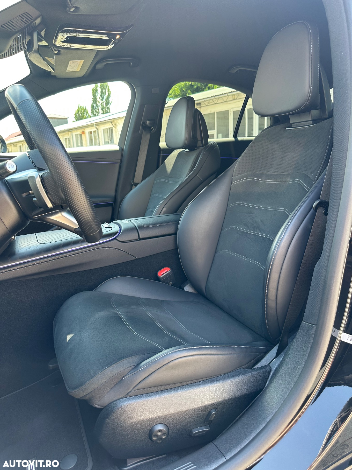 Mercedes-Benz E 220 d 9G-TRONIC Edition AMG Line - 17