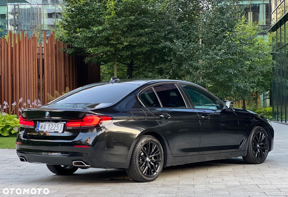 BMW Seria 5 520d MHEV Luxury Line sport - 11