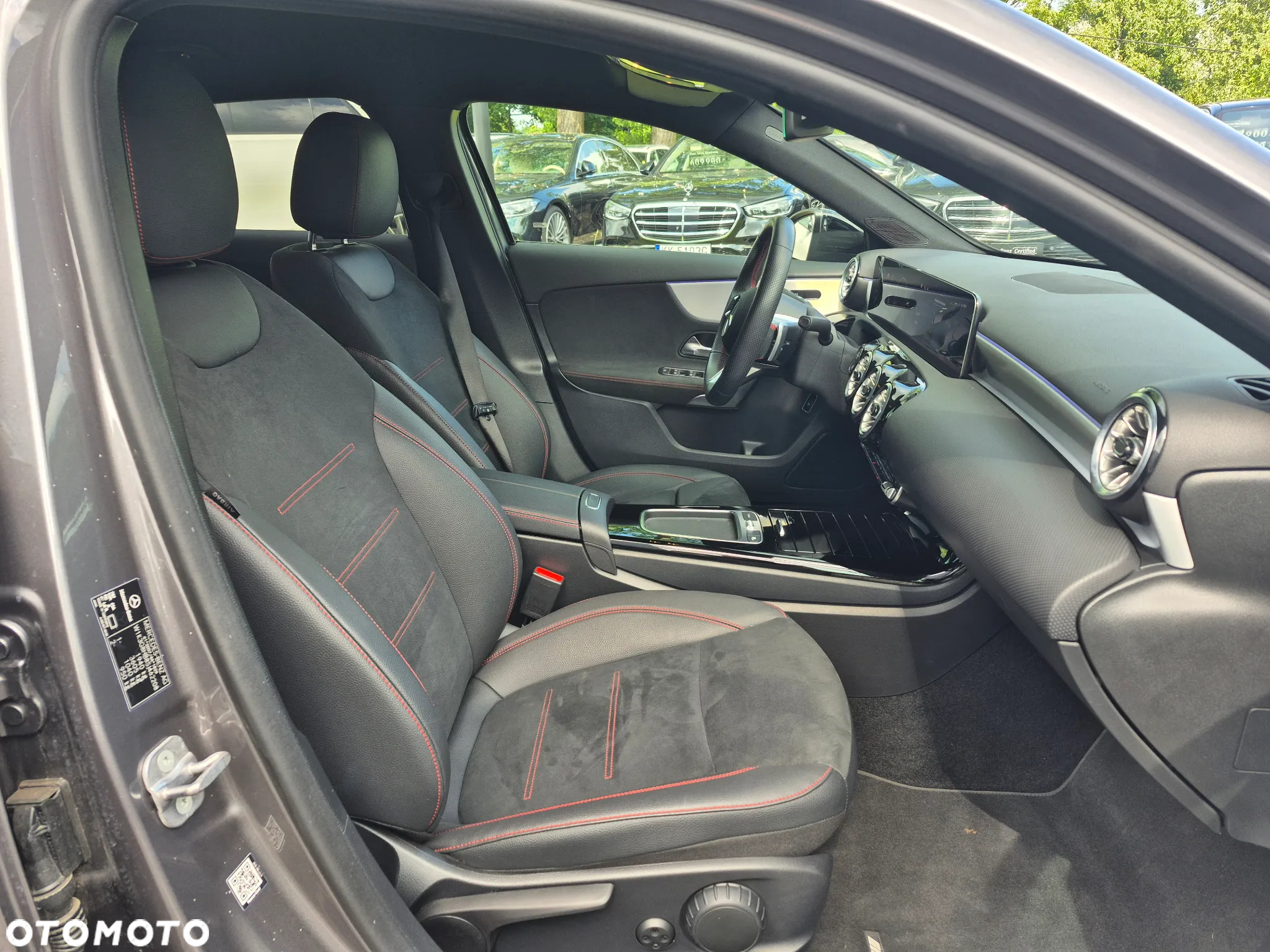 Mercedes-Benz Klasa A 200 AMG Line 7G-DCT - 30