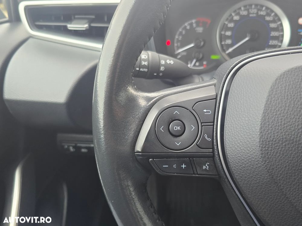 Toyota Corolla 1.8 HSD Business - 10