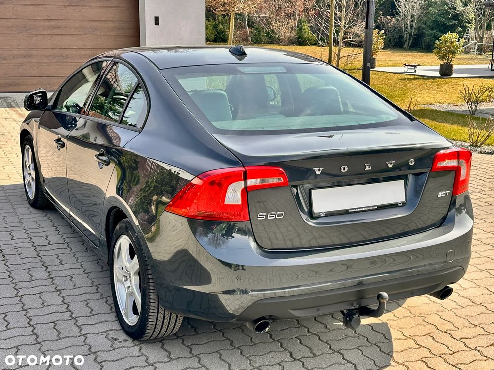 Volvo S60 - 2