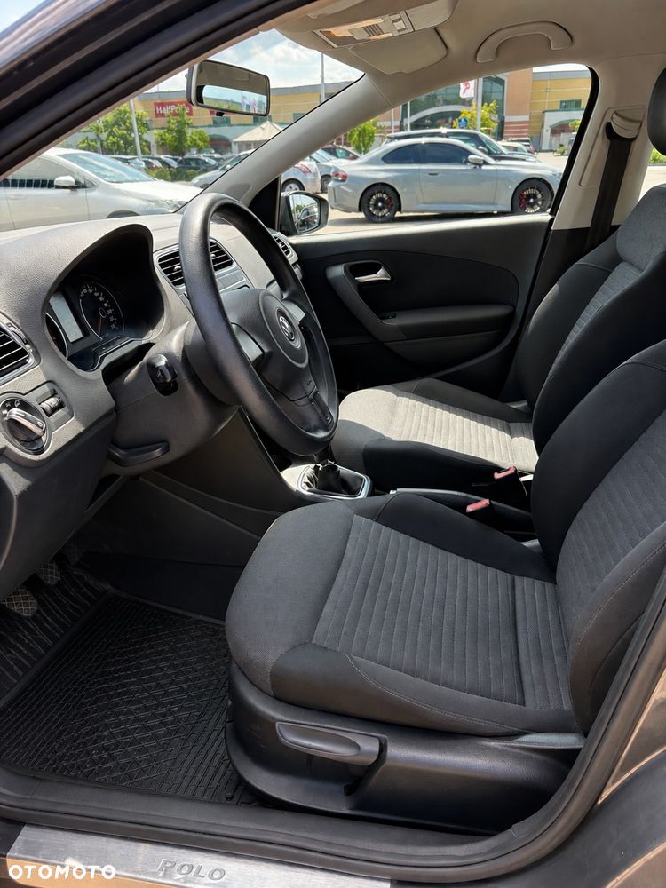 Volkswagen Polo 1.4 16V Comfortline - 19