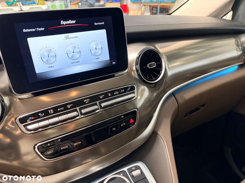 Mercedes-Benz Klasa V 300 d 4-Matic Exclusive 9G-Tronic (d³ugi) - 17
