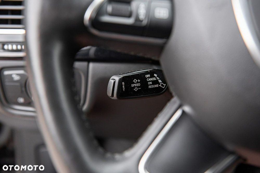 Audi A8 4.2 TDI Quattro - 24