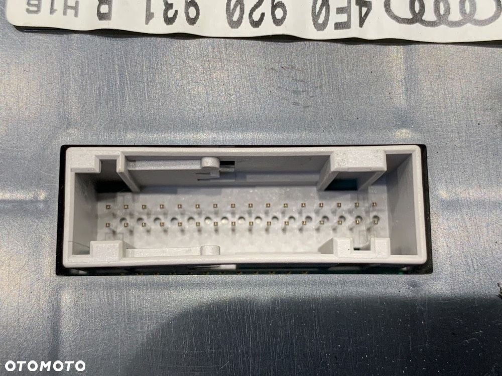 LICZNIK - 128.00 PLN - AUDI A6 C6 (4F2) 2004 - 2011 2.7 TDI quattro 132 kW [180 KM] olej napędowy - 4