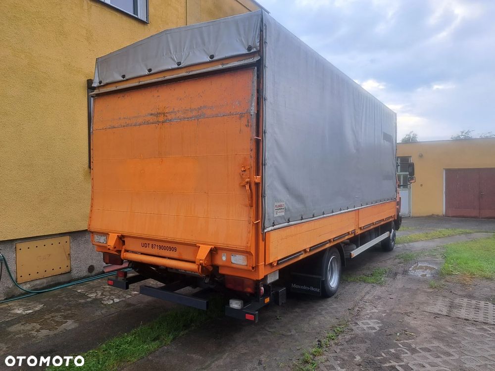 Mercedes-Benz 814D - 17