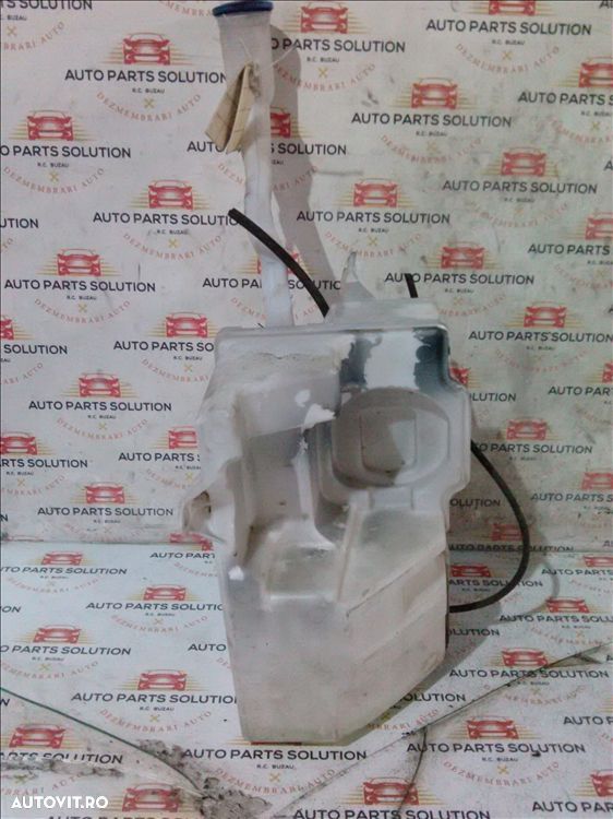 vas lichid parbriz volvo xc 60 2.4 d an fabr. 2011 - 1