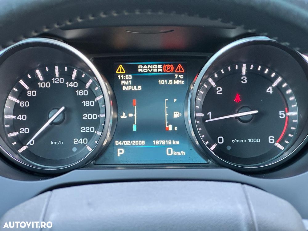 Land Rover Range Rover Evoque - 22