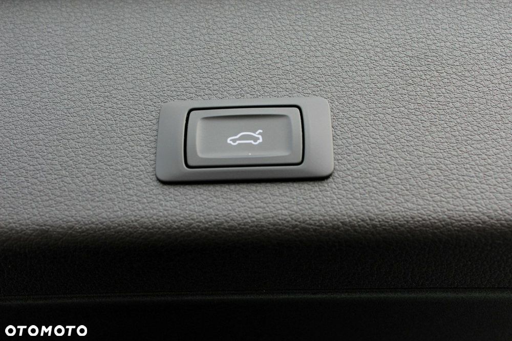 Audi e-tron 50 Quattro - 8