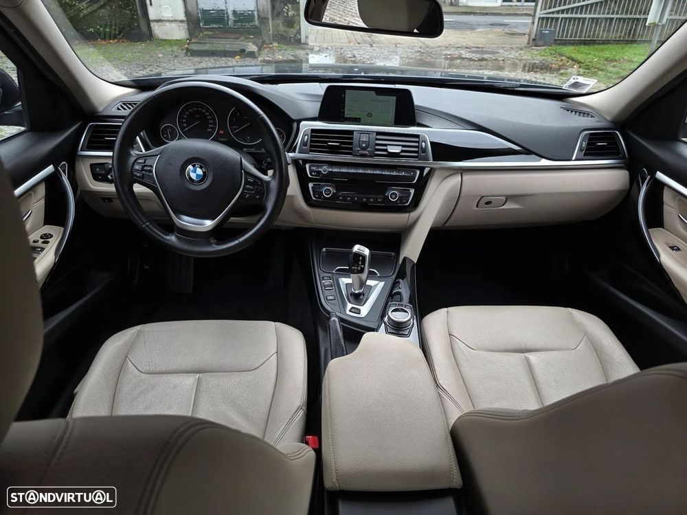 BMW 330 e iPerformance Line Luxury - 11
