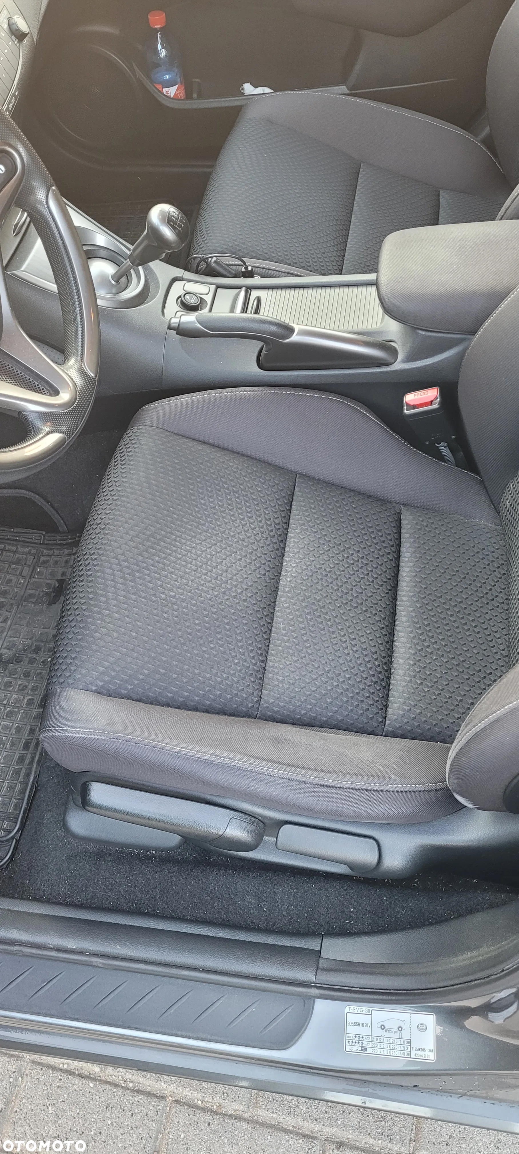 Honda Civic 1.8 Comfort - 18
