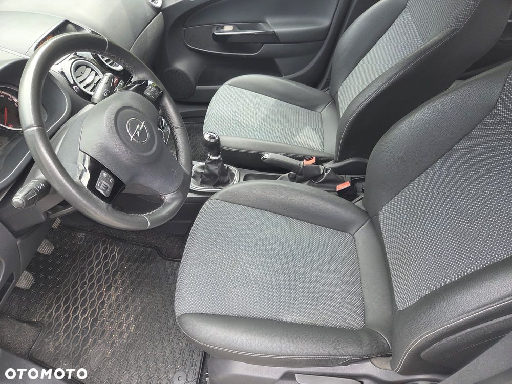 Opel Corsa 1.2 16V Easytronic Cosmo - 5