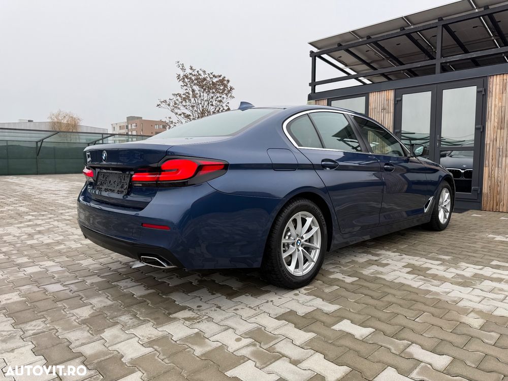 BMW Seria 5 530d xDrive Aut. Luxury Line - 11