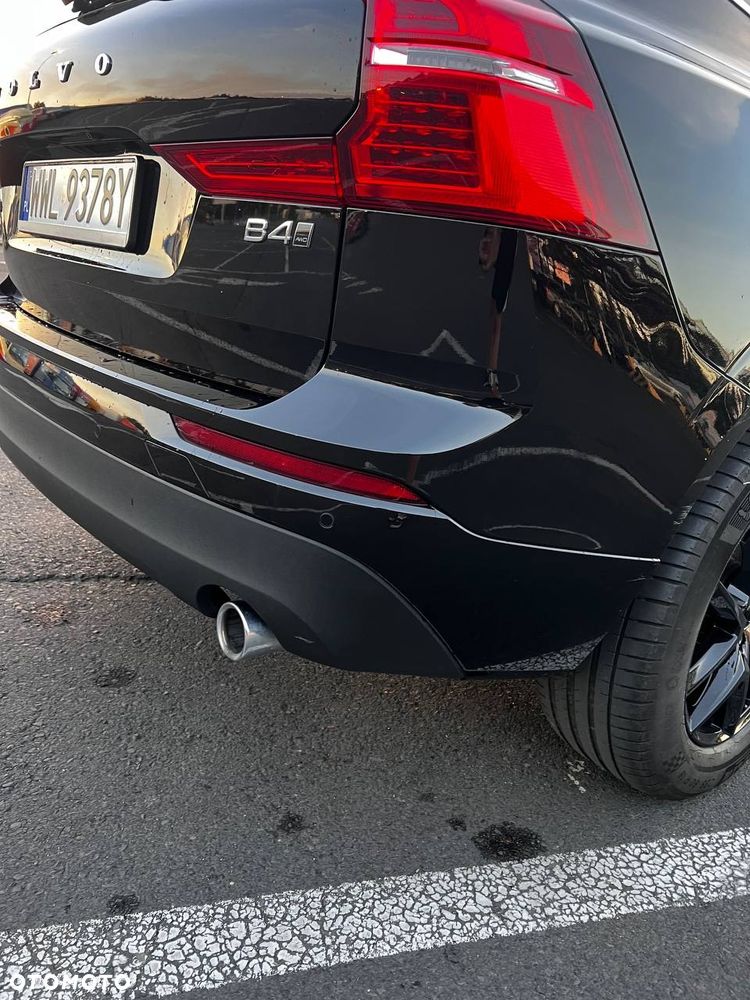 Volvo XC 60 B4 D AWD Geartronic Momentum Pro - 12