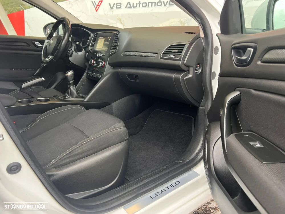 Renault Mégane - 13