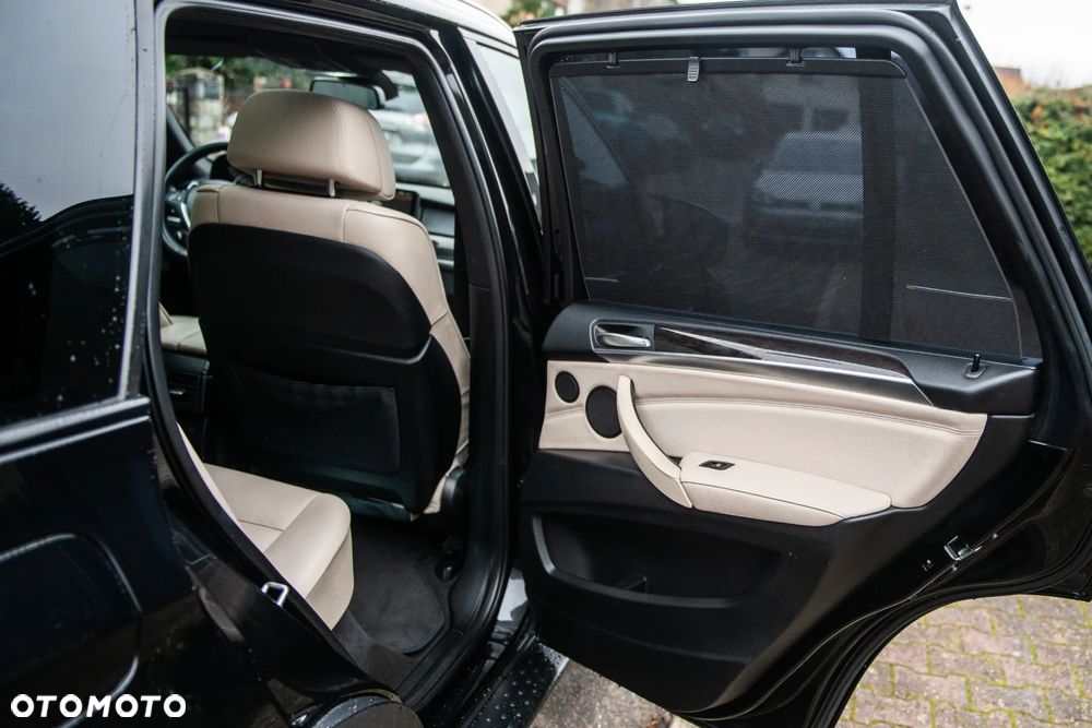 BMW X5 xDrive30d - 25