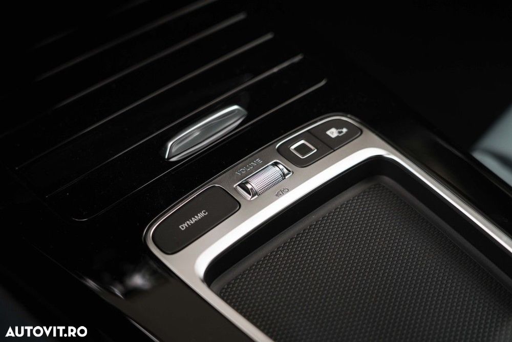 Mercedes-Benz A 220 4Matic MHEV 8G-DCT - 35