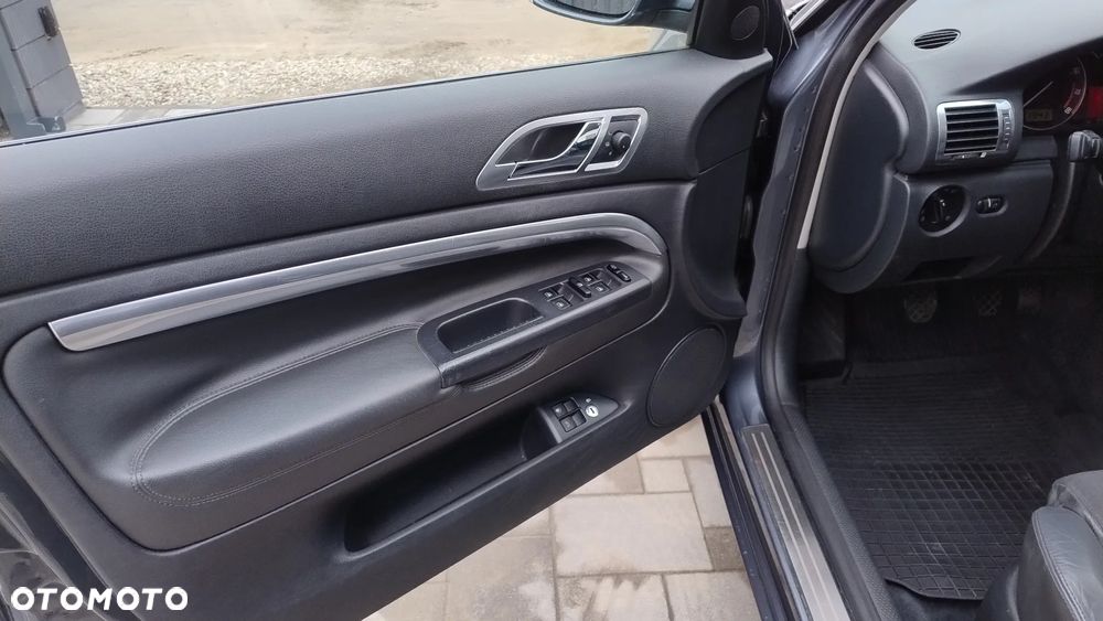 Skoda Superb 1.8 Turbo Comfort - 13