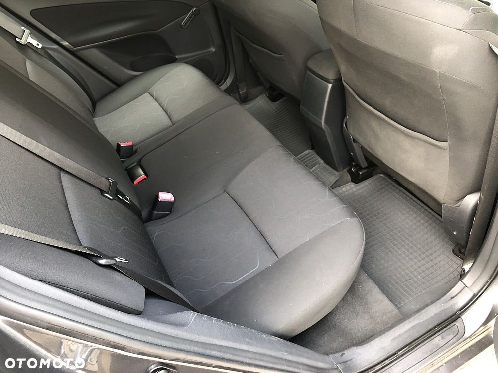 Toyota Auris - 26