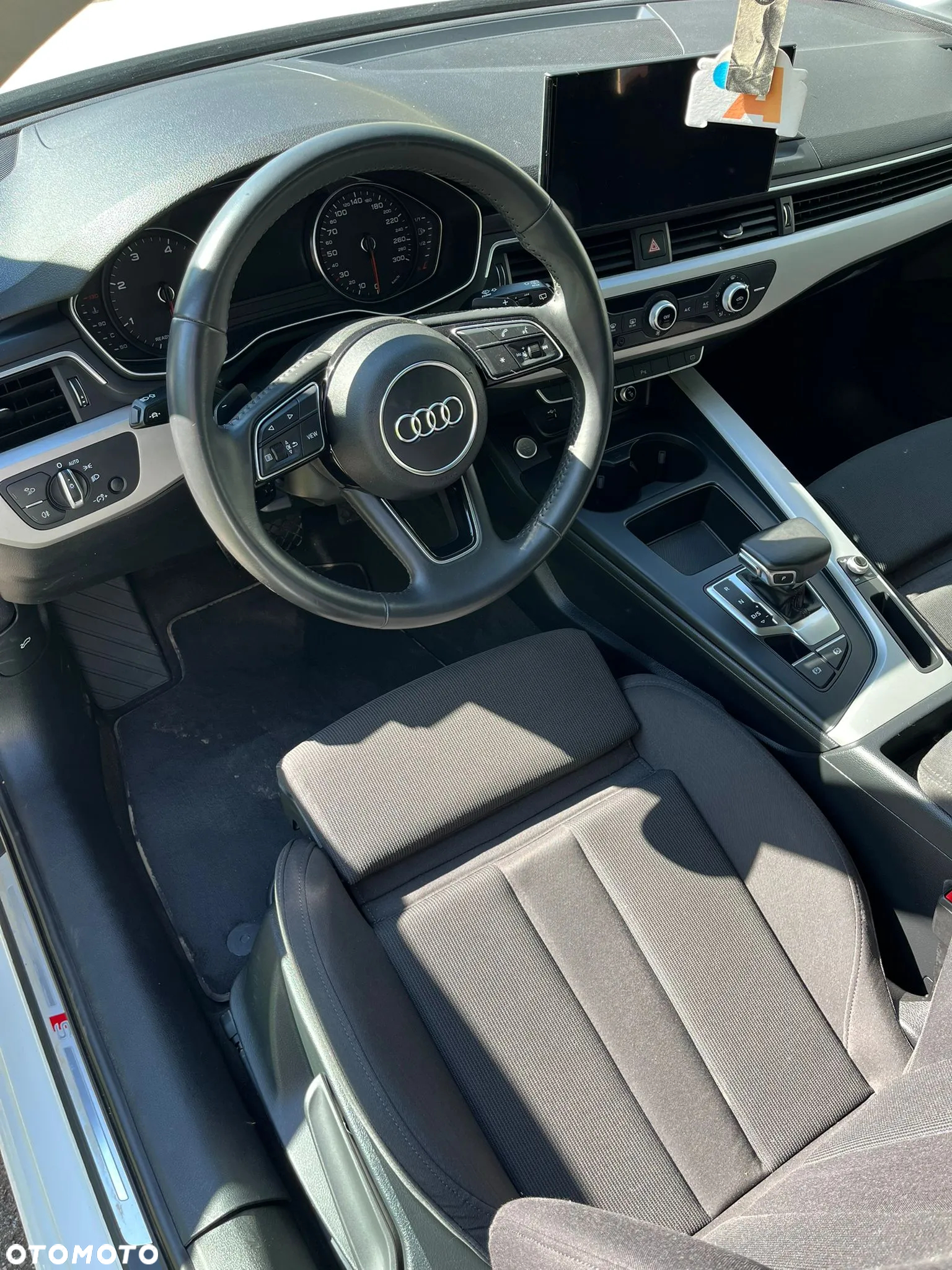 Audi A4 Avant 40 TDI S tronic S line - 11