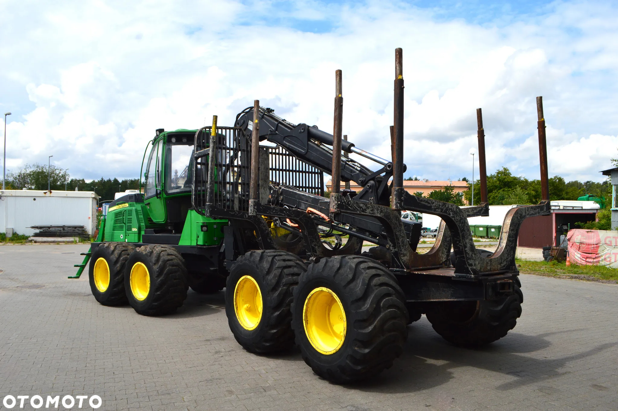 John Deere 1210E - 4