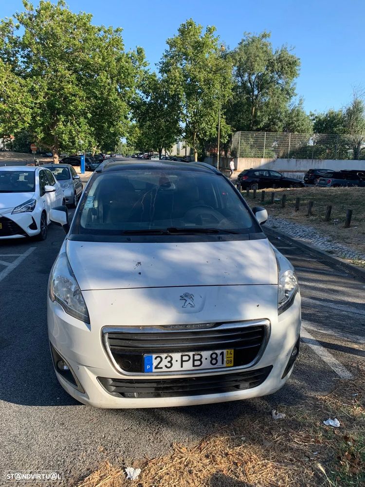 Peugeot 5008 - 1