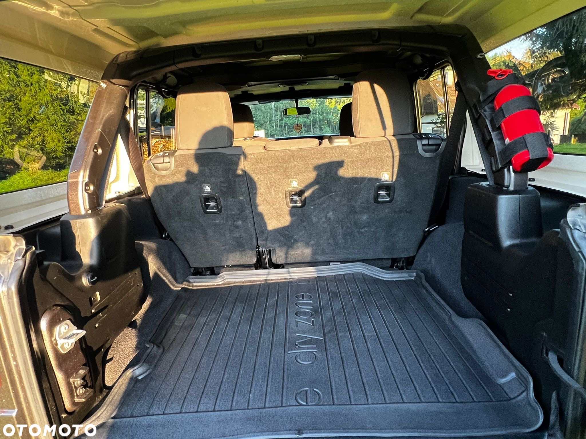 Jeep Wrangler - 19