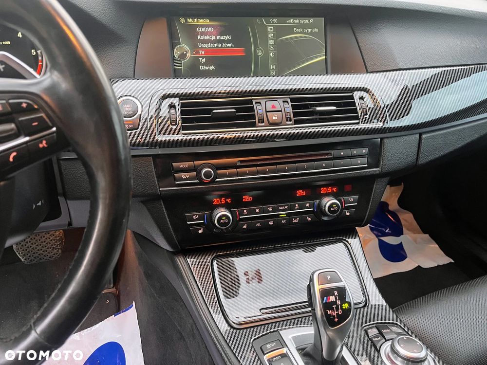 BMW Seria 5 M550d xDrive - 24
