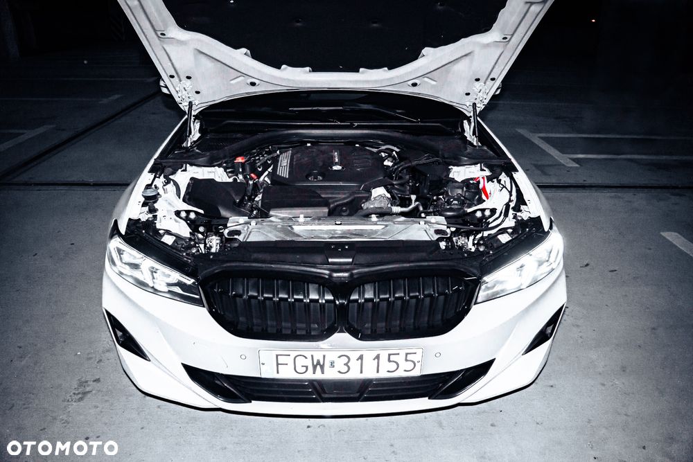 BMW Seria 3 318d Sport Line - 8