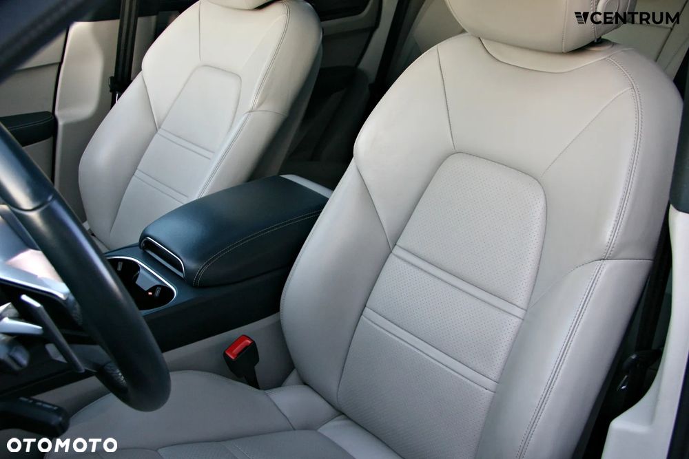 Porsche Cayenne E-Hybrid - 11