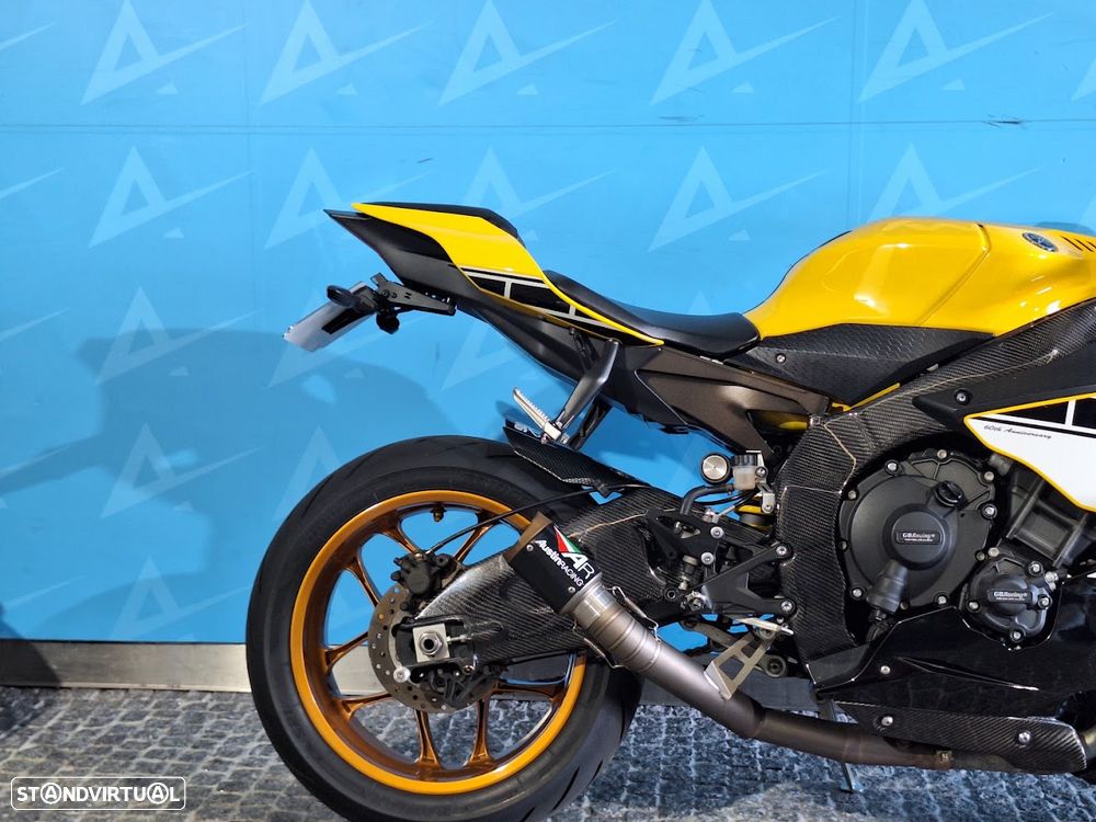 Yamaha YZF R1 60TH - 4