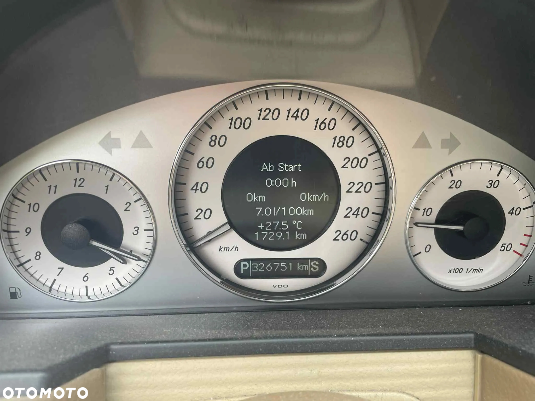Mercedes-Benz Klasa E 320 CDI Avantgarde - 9