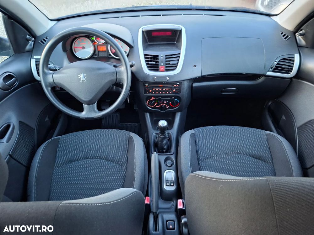 Peugeot 206 - 7