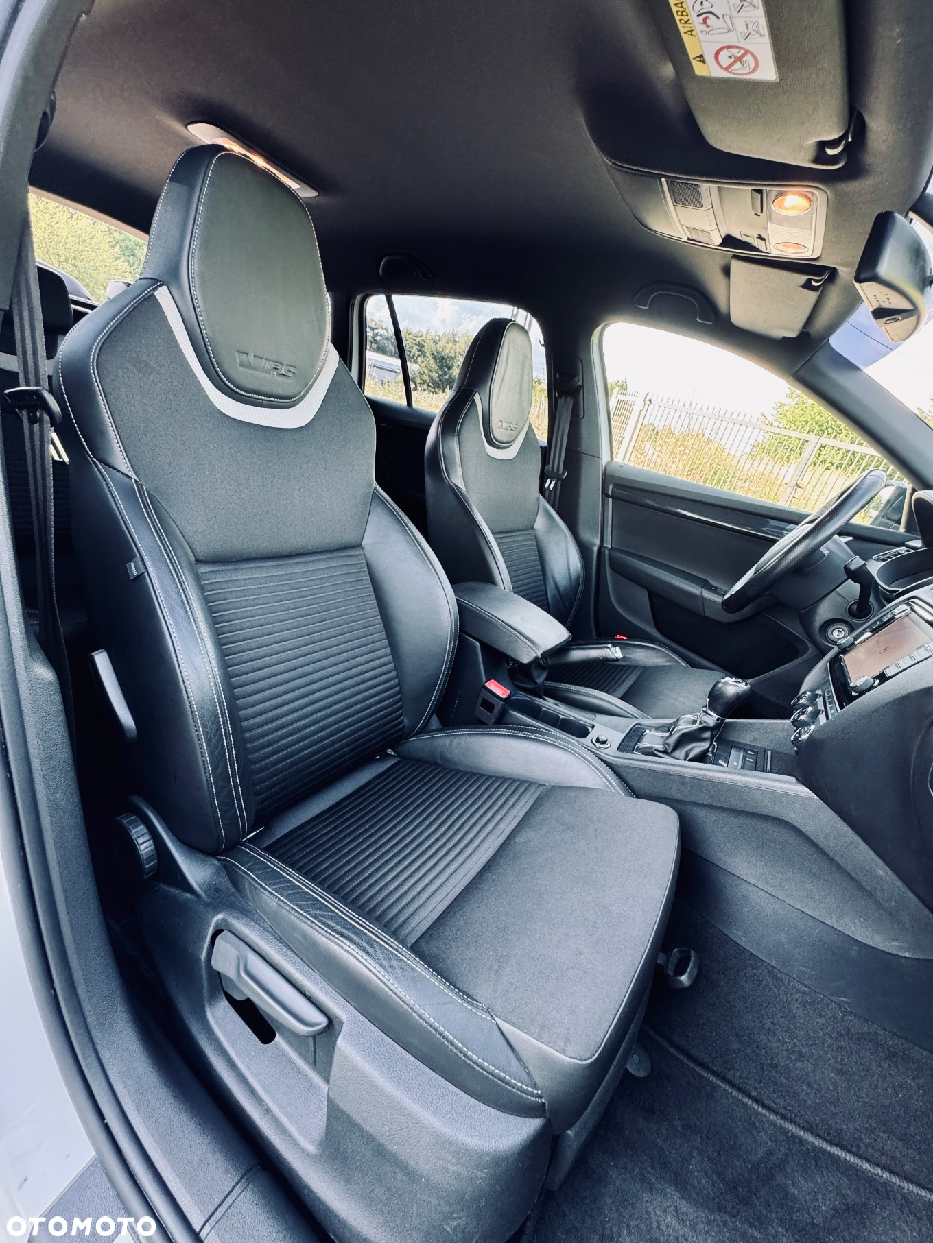 Skoda Octavia 2.0 TSI RS - 40